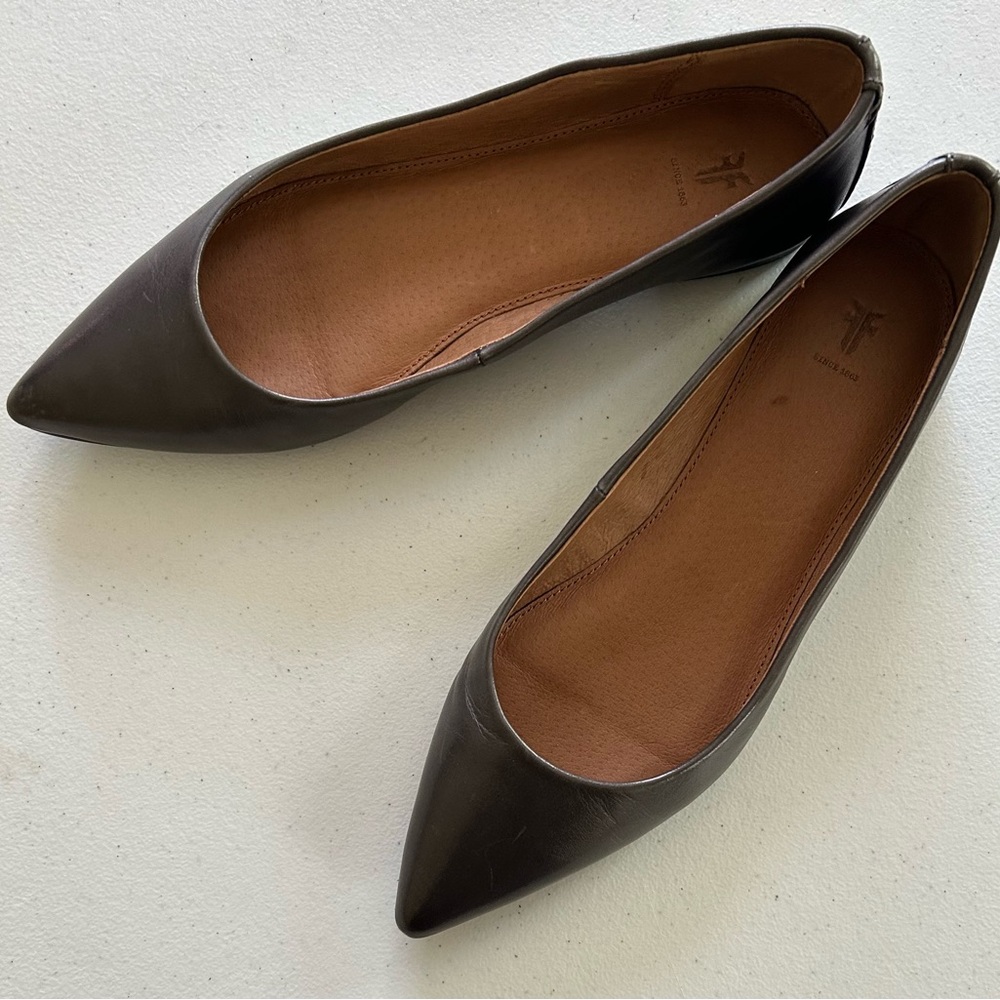 Frye Women's Gray Flats